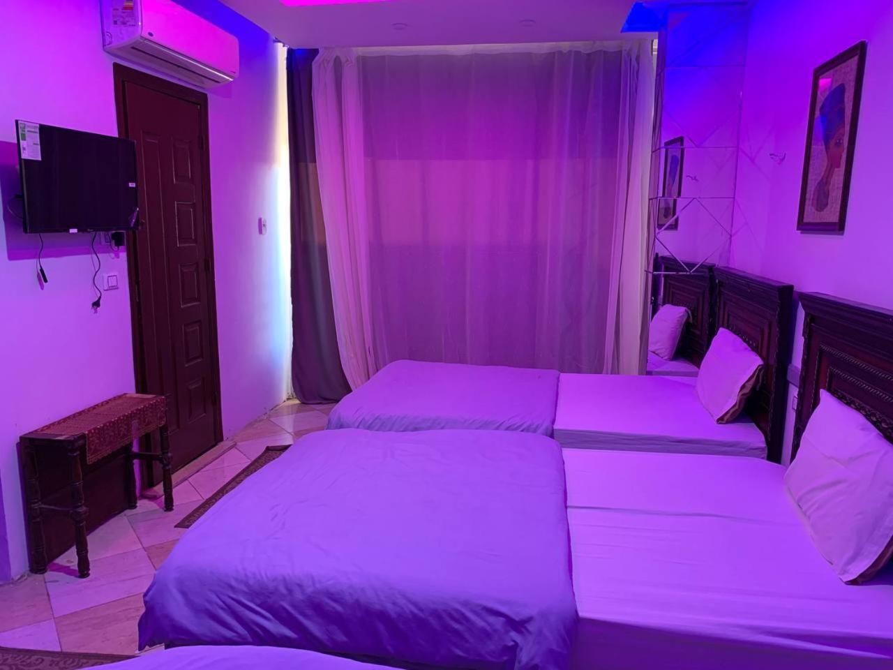 Family Pyramids View Bed & Breakfast Cairo